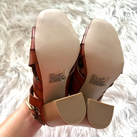 JustFab Cognac Strappy Block Heels 5.5 - Picture 10 of 11